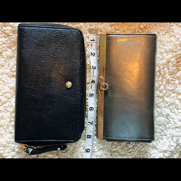 Clutches - Picture 1 of 2